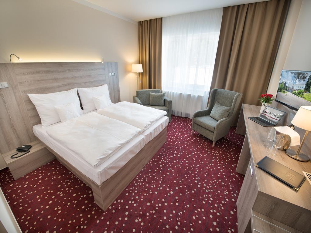 Stary Dvur Ea Hotel Kraskov חדר תמונה